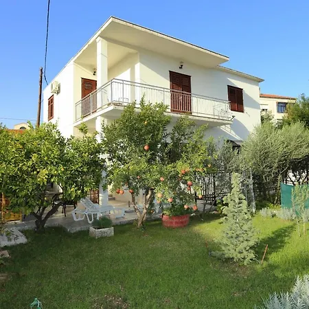 Διαμέρισμα With Parking Space - 10337 Τρογκίρ